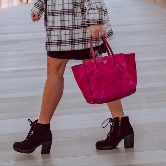 ✨ FLASH SALE ✨ Authentic Prada Two Pocket Suede Bag - Picture 3 of 4